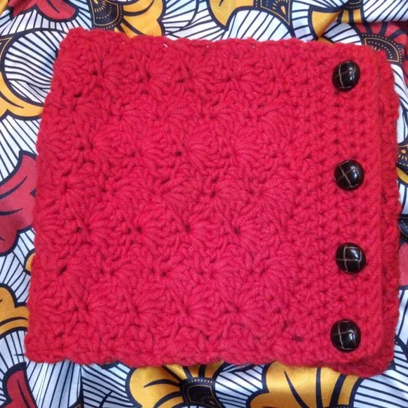 Hand Crafted Crocheted Textured Unisex Cowl in Red, One Size - Picture 1 of 6